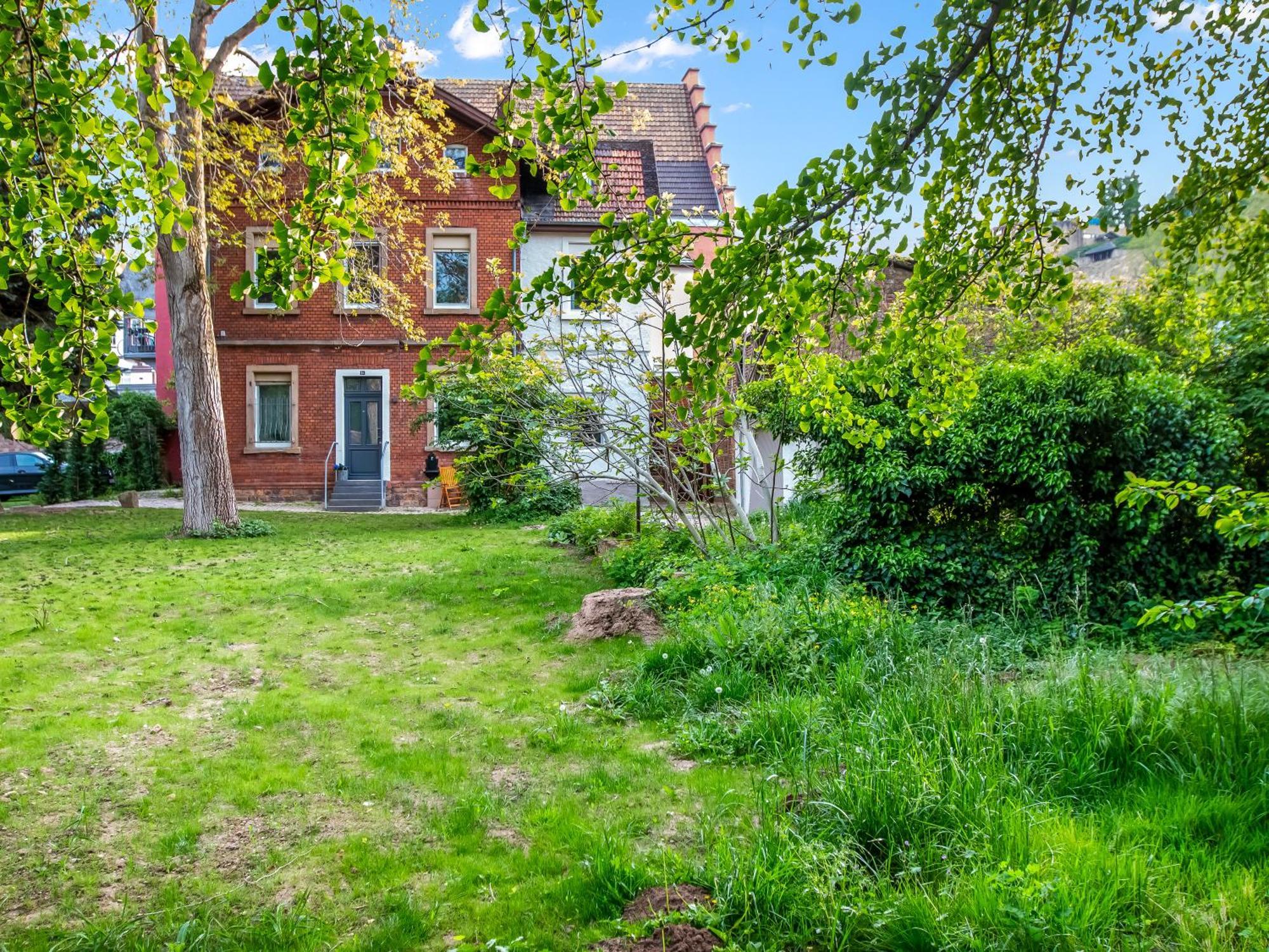 Altstadt Apartment Am Wasser Mit Parkplatz Und Riesigem Garten Bad Kreuznach Dış mekan fotoğraf